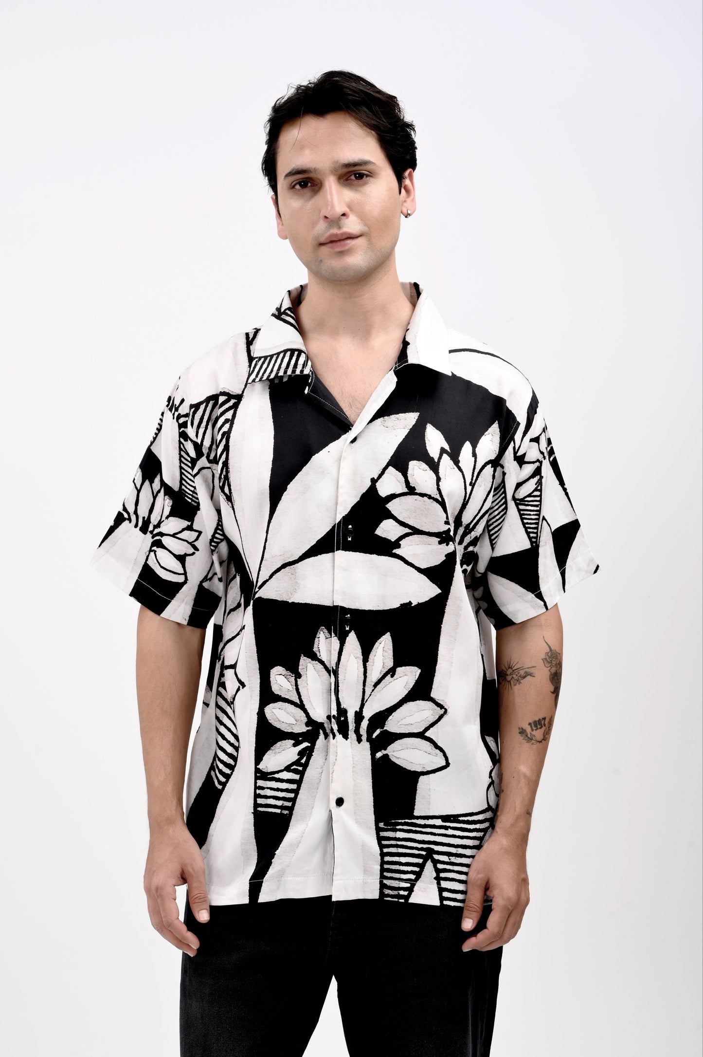 COCO TREES | OVER-SIZED UNISEX SHIRT
