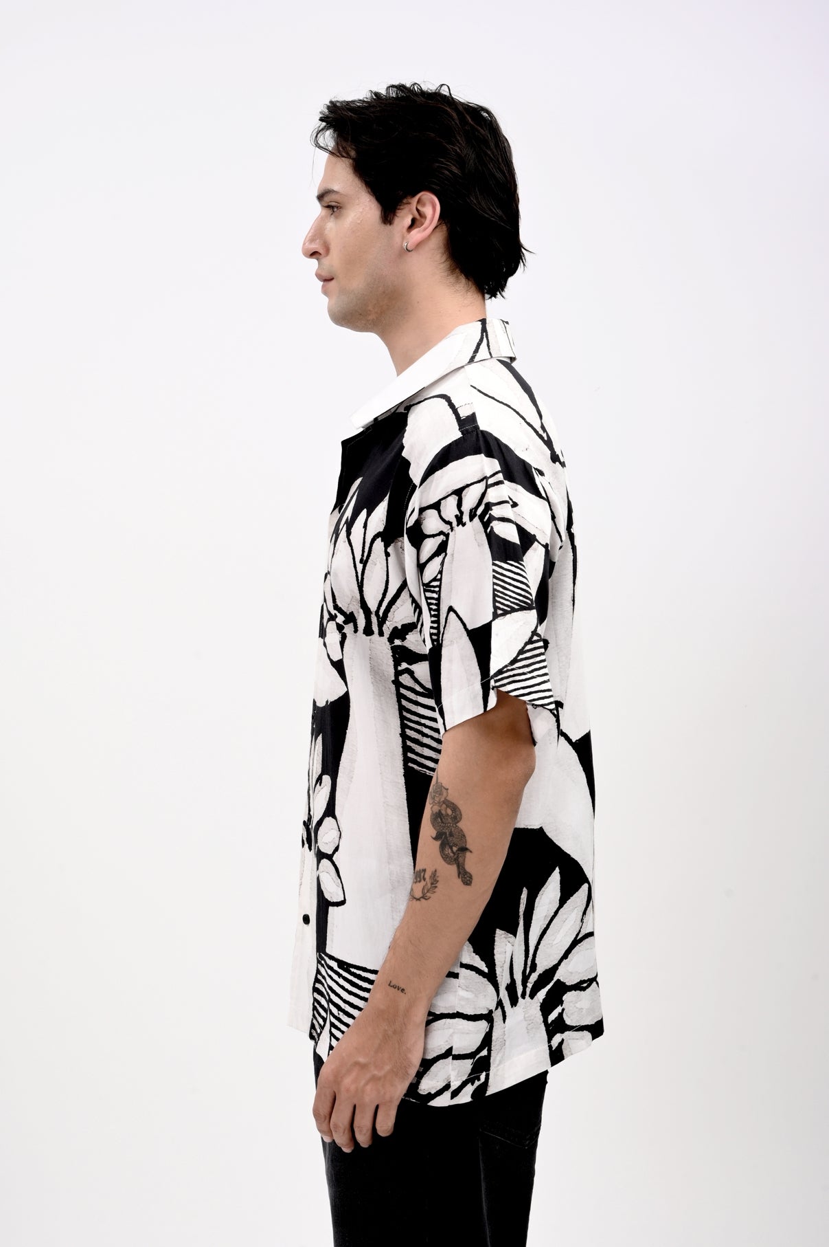 COCO TREES | OVER-SIZED UNISEX SHIRT