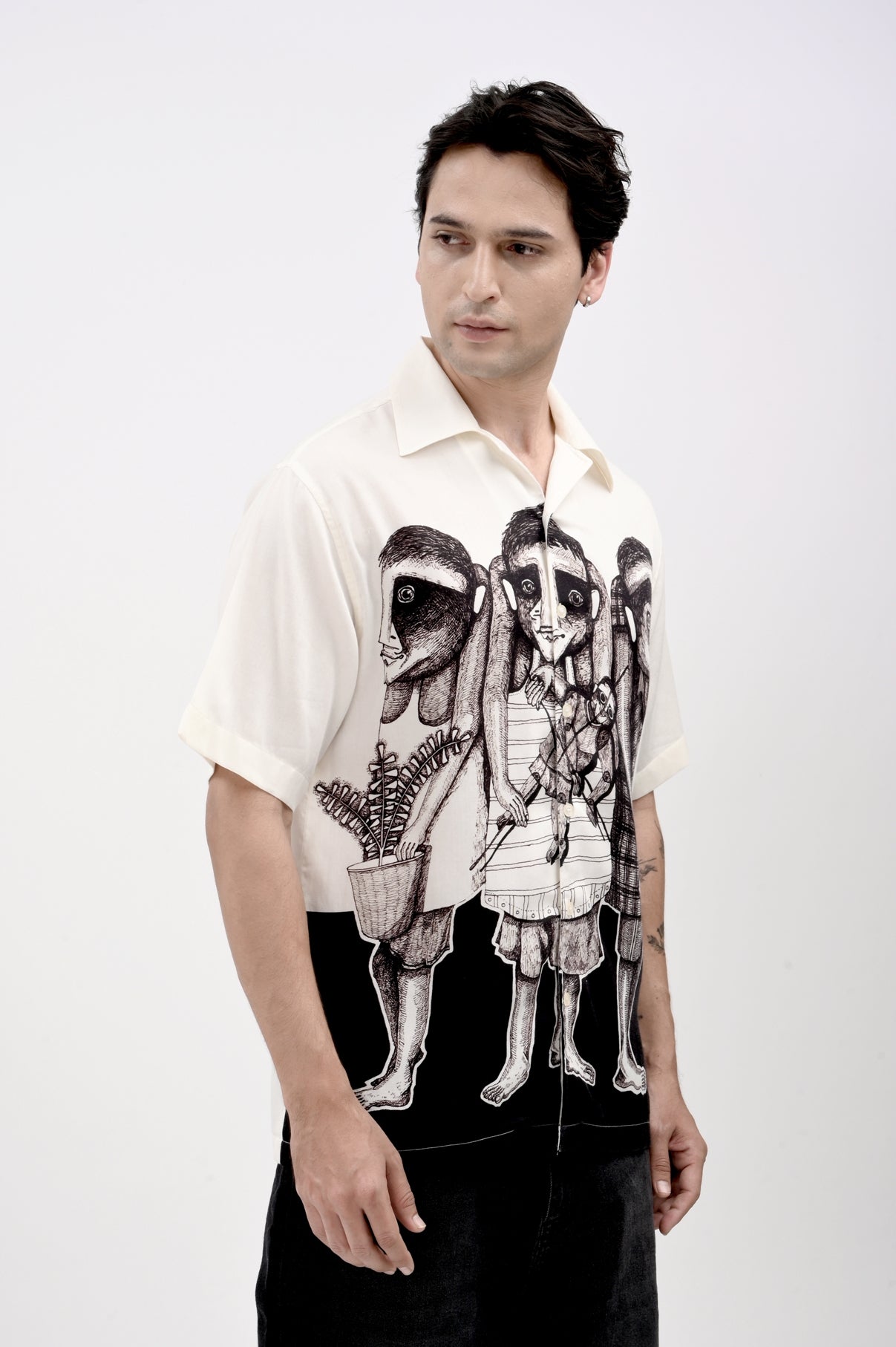 FRIENDS | OVER-SIZED UNISEX SHIRT