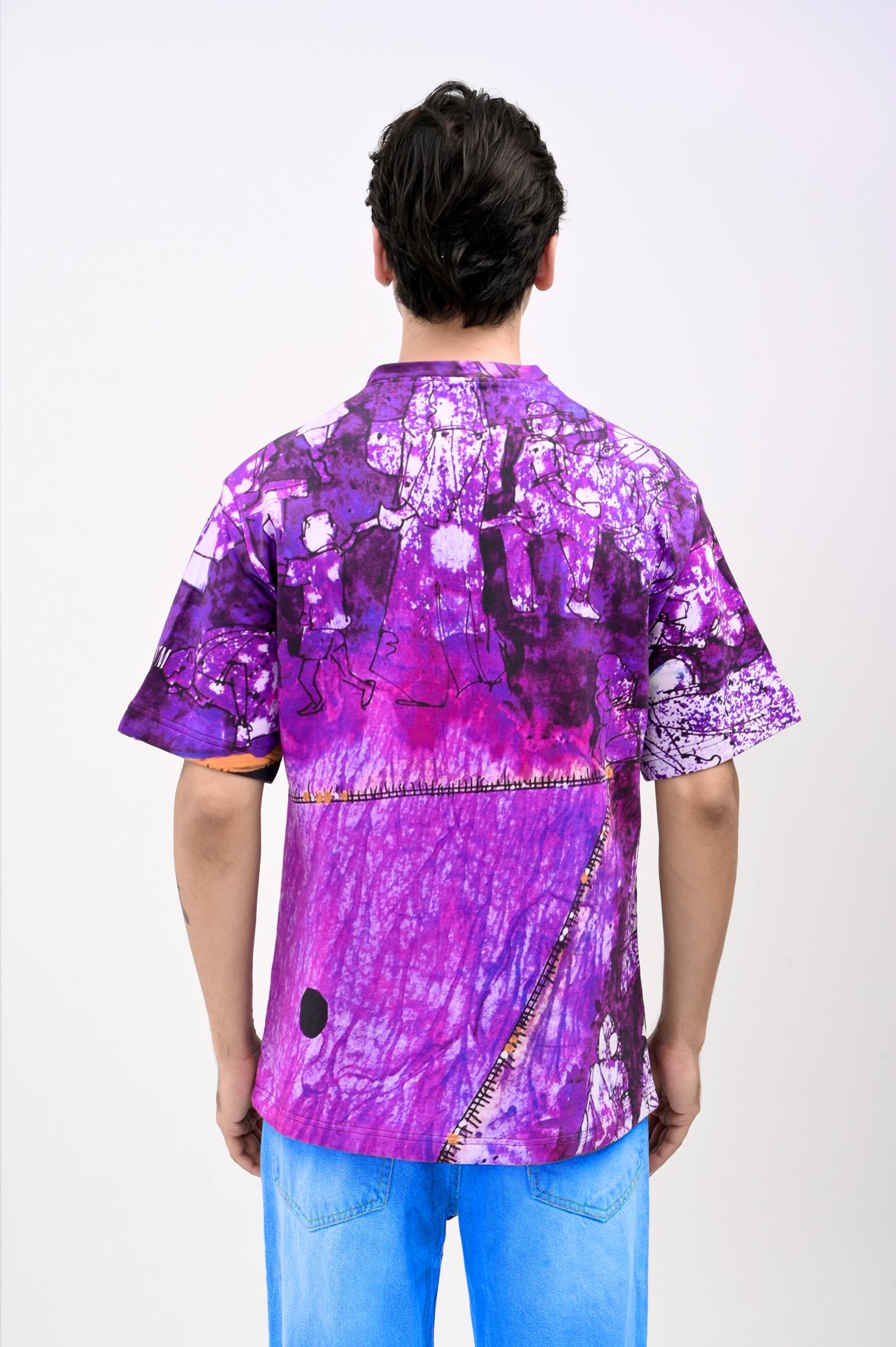 FEMININE | OVER-SIZED UNISEX T-SHIRT